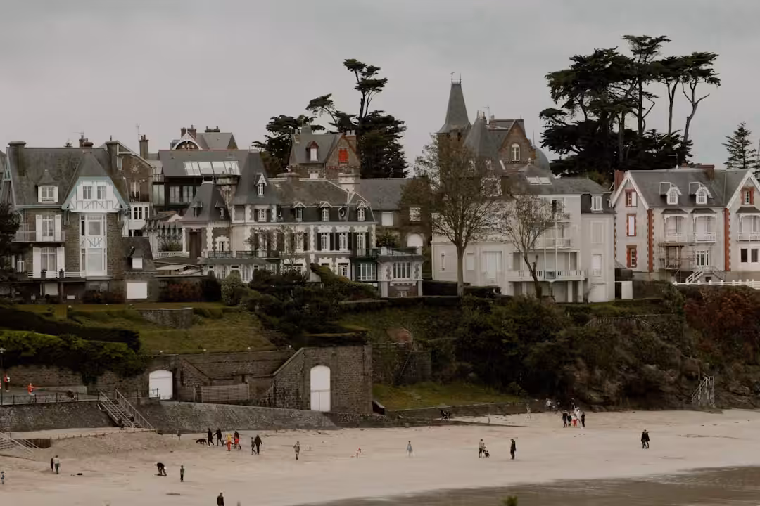 Journées du Patrimoine 2026 en Île-de-France : Découvrez les secrets des abbayes, couvents et monastères ouverts au public